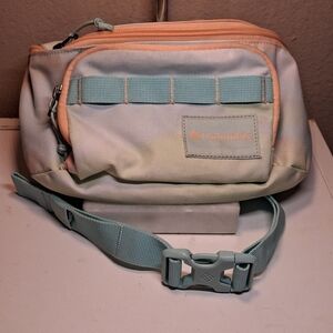 Columbia Unisex Pastel Belt Bag,ideal for traveling,hiking,running
